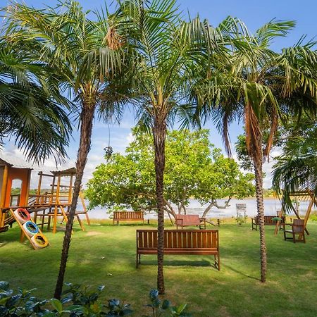 Apartamento Praia Guarajuba - Porto Smeralda Exteriér fotografie